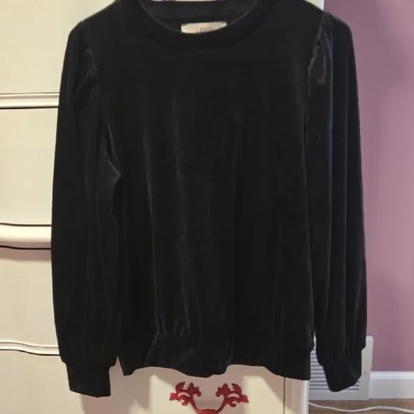 LOFT Women's Black Velvet Blouse - Picture 1 of 4